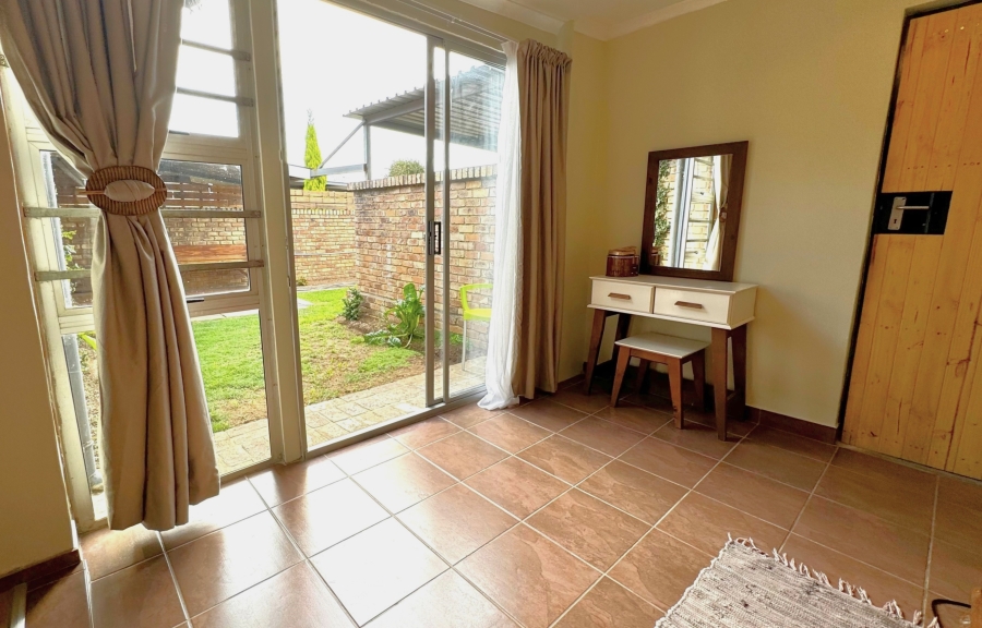 2 Bedroom Property for Sale in Elarduspark Ext 3 Gauteng