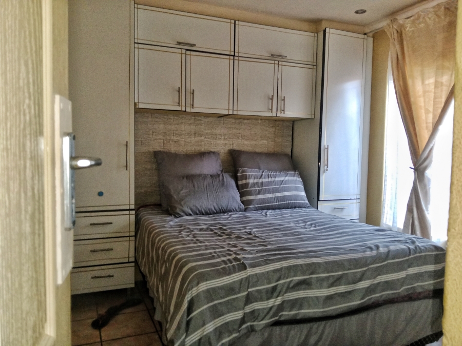 To Let 3 Bedroom Property for Rent in Danville Gauteng