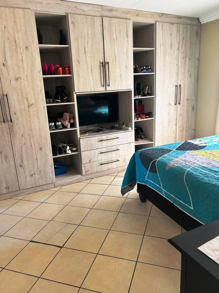 3 Bedroom Property for Sale in Heatherview Gauteng