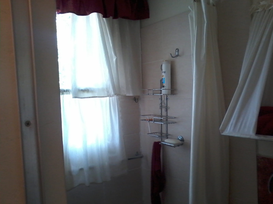1 Bedroom Property for Sale in Dorandia Gauteng