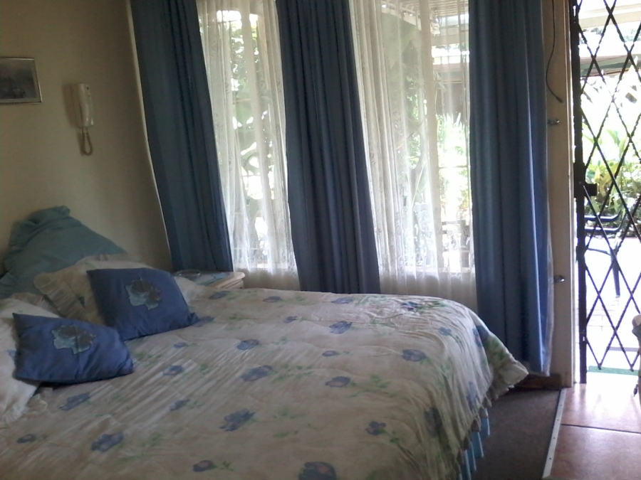 1 Bedroom Property for Sale in Dorandia Gauteng