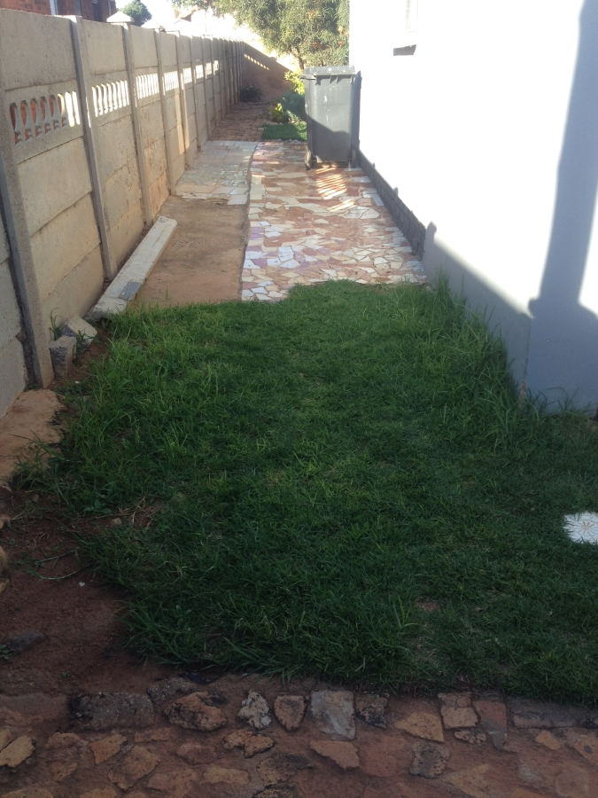 To Let 2 Bedroom Property for Rent in Lawley Gauteng