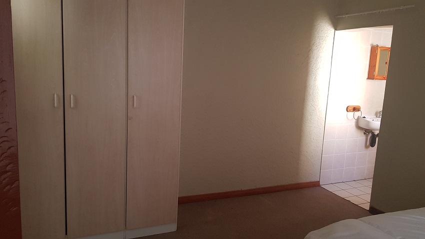 To Let 1 Bedroom Property for Rent in Bromhof Gauteng