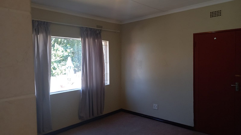 To Let 1 Bedroom Property for Rent in Bromhof Gauteng