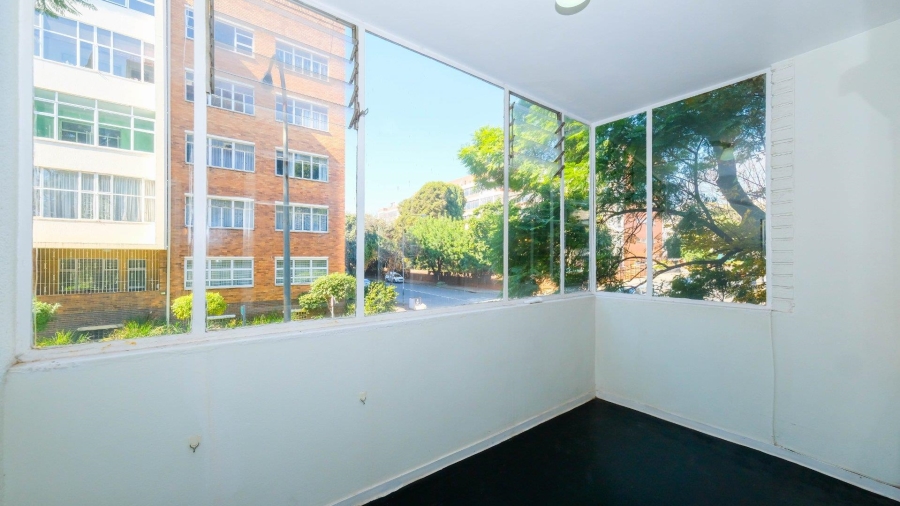 To Let 1 Bedroom Property for Rent in Killarney Gauteng