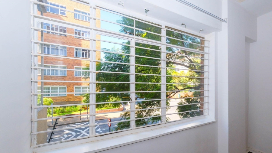 To Let 1 Bedroom Property for Rent in Killarney Gauteng