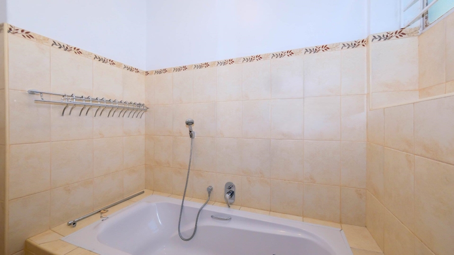 To Let 1 Bedroom Property for Rent in Killarney Gauteng