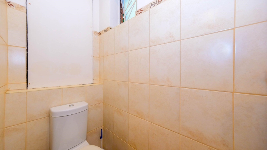 To Let 1 Bedroom Property for Rent in Killarney Gauteng