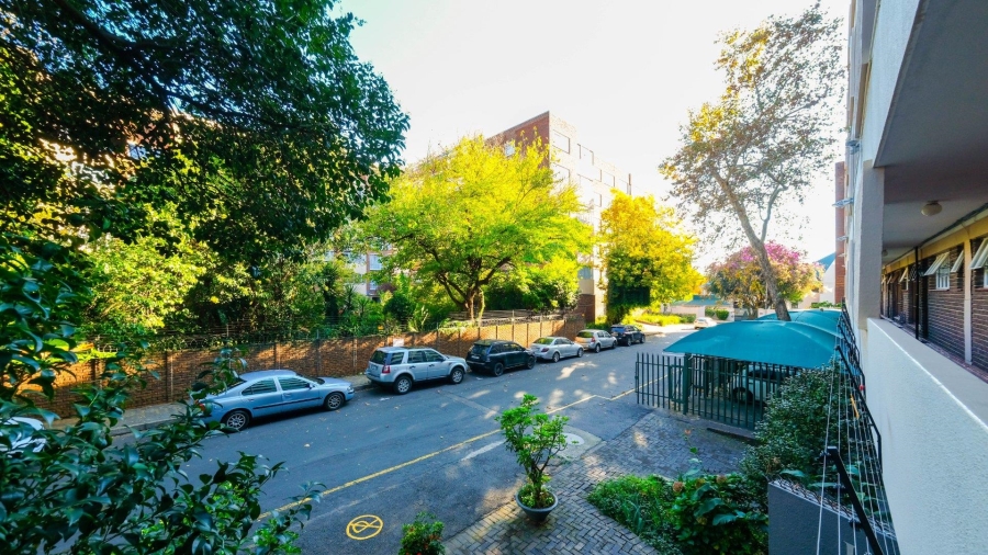 To Let 1 Bedroom Property for Rent in Killarney Gauteng