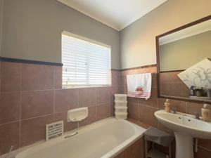 To Let 2 Bedroom Property for Rent in Mooikloof Ridge Gauteng