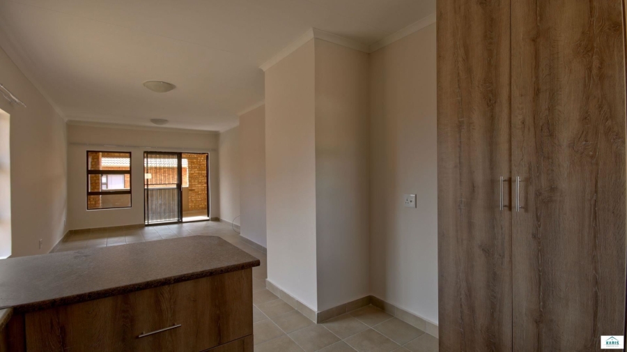 To Let 2 Bedroom Property for Rent in Wierdapark Gauteng