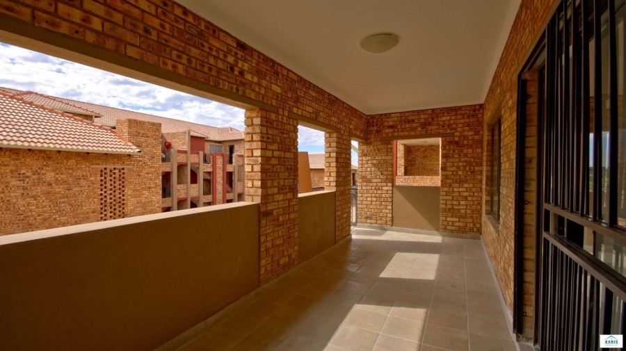 To Let 2 Bedroom Property for Rent in Wierdapark Gauteng
