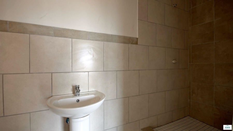 To Let 2 Bedroom Property for Rent in Wierdapark Gauteng