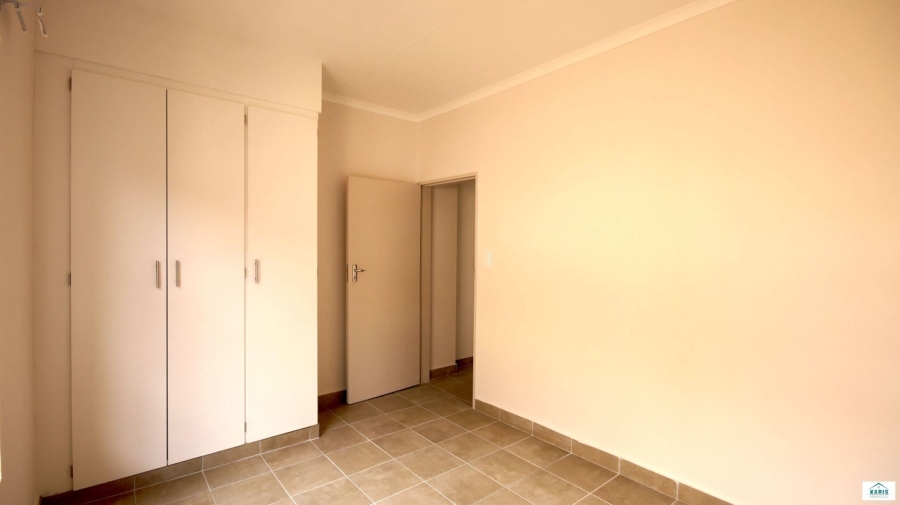 To Let 2 Bedroom Property for Rent in Wierdapark Gauteng