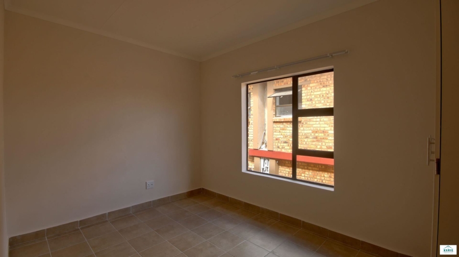 To Let 2 Bedroom Property for Rent in Wierdapark Gauteng