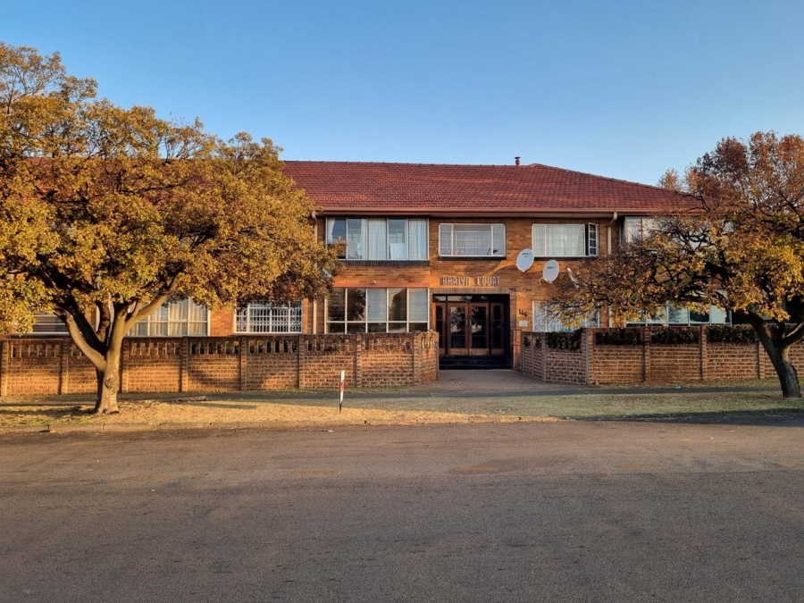 2 Bedroom Property for Sale in Linmeyer Gauteng