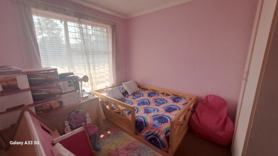 To Let 3 Bedroom Property for Rent in Buccleuch Gauteng