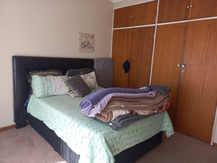 2 Bedroom Property for Sale in Zwartkop Gauteng