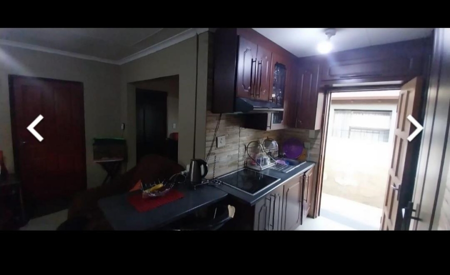 4 Bedroom Property for Sale in Olievenhoutbosch Gauteng