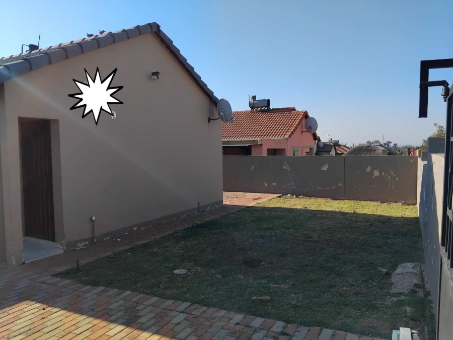 3 Bedroom Property for Sale in Olievenhoutbosch Gauteng