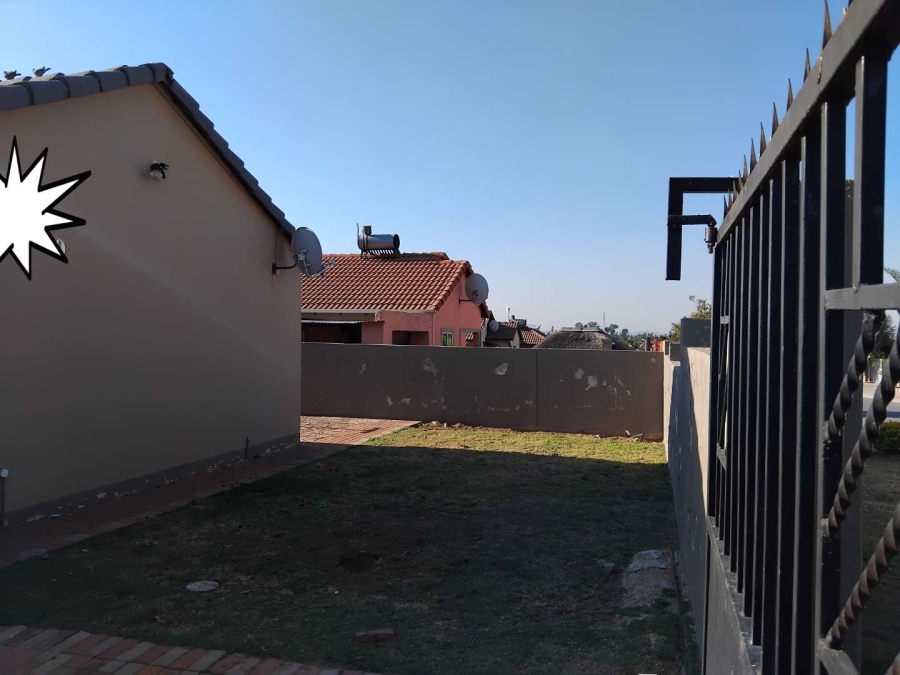 3 Bedroom Property for Sale in Olievenhoutbosch Gauteng