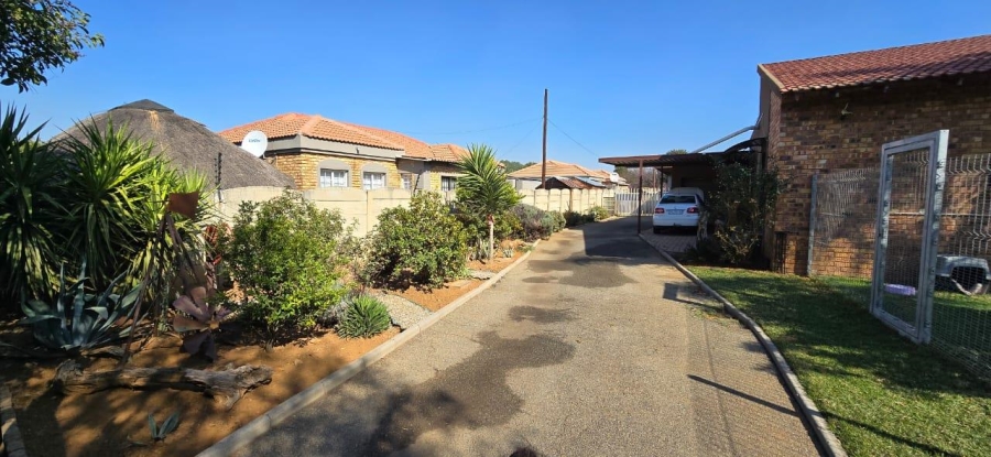 3 Bedroom Property for Sale in Mayberry Park Gauteng