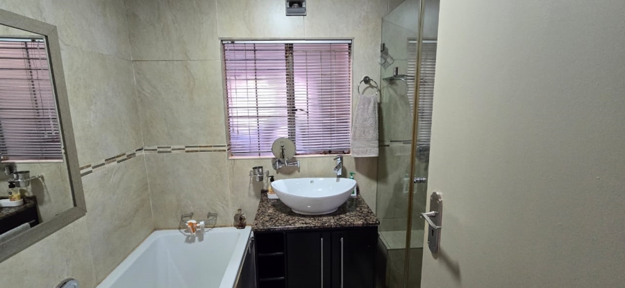 3 Bedroom Property for Sale in Mayberry Park Gauteng