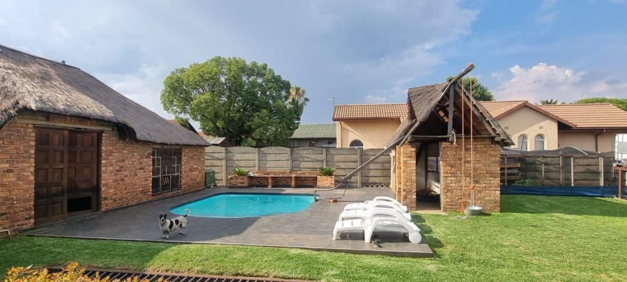 3 Bedroom Property for Sale in Mayberry Park Gauteng