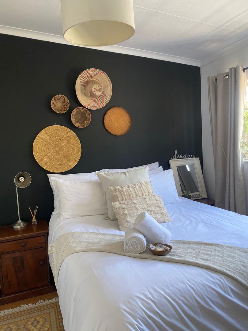 To Let 1 Bedroom Property for Rent in Morningside Gauteng