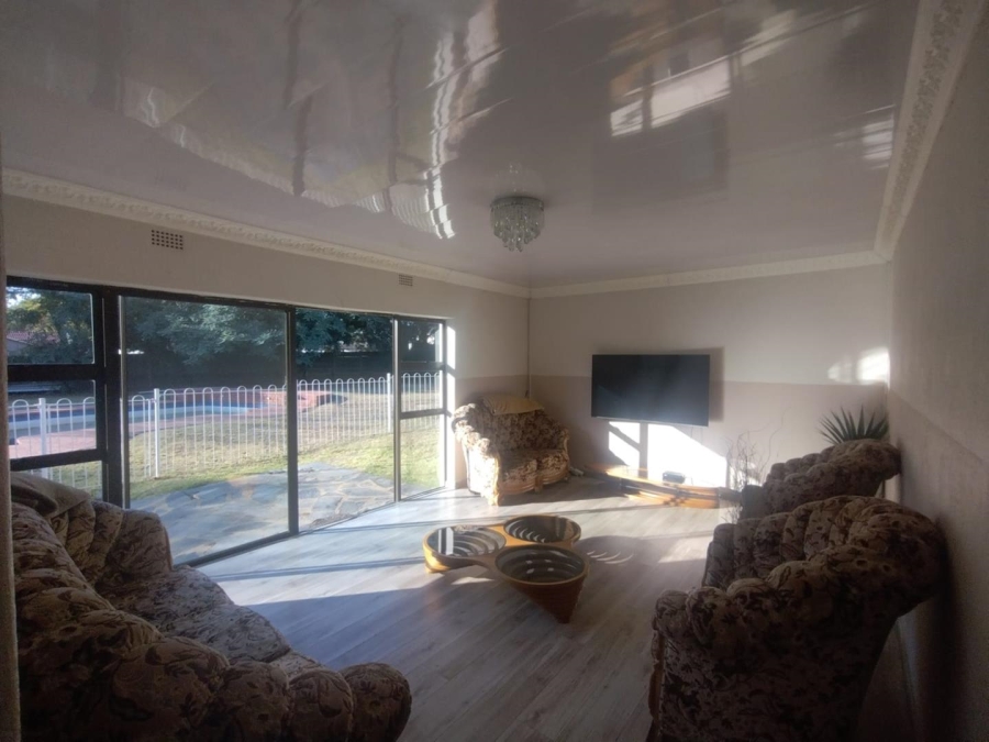 To Let 3 Bedroom Property for Rent in Brackenhurst Gauteng