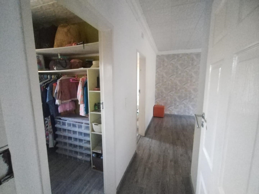 To Let 3 Bedroom Property for Rent in Brackenhurst Gauteng
