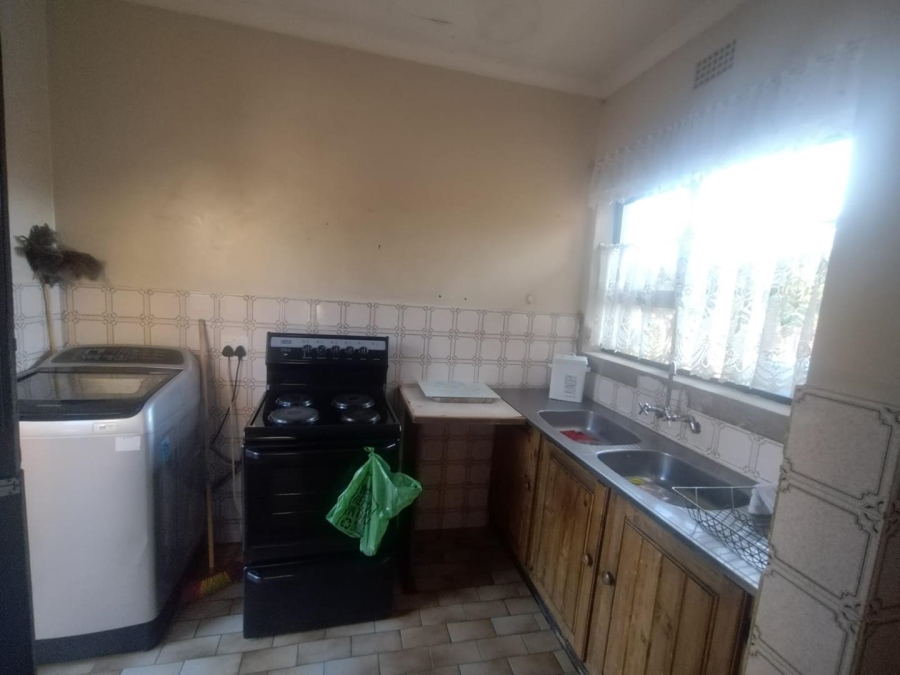 To Let 3 Bedroom Property for Rent in Brackenhurst Gauteng