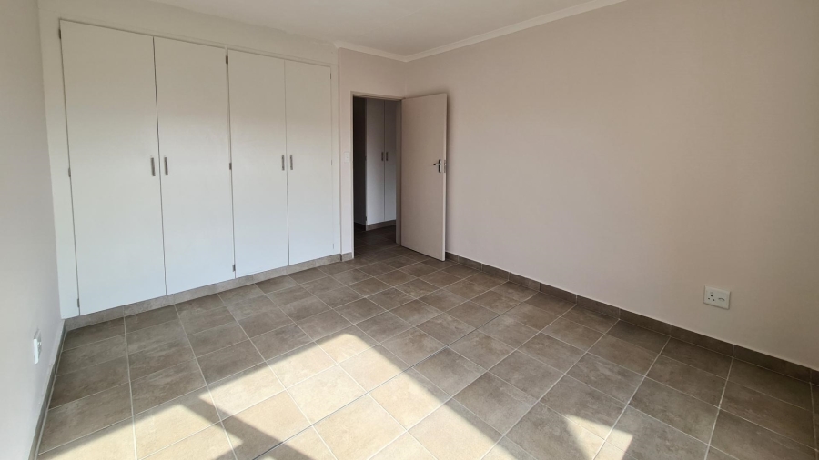 2 Bedroom Property for Sale in Wierdapark Gauteng