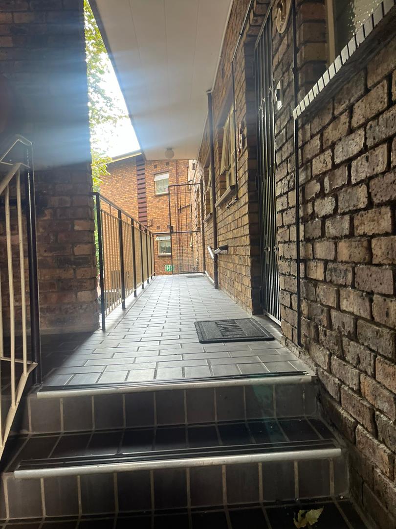 3 Bedroom Property for Sale in South Crest Gauteng