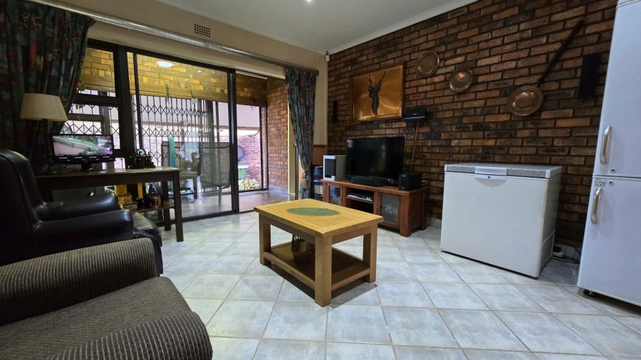 3 Bedroom Property for Sale in Kibler Park Gauteng