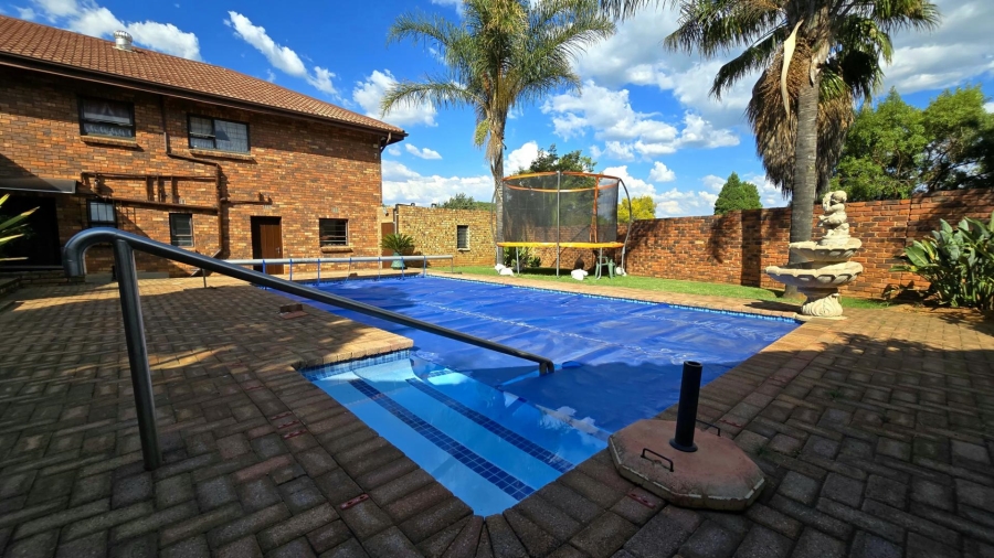 3 Bedroom Property for Sale in Kibler Park Gauteng