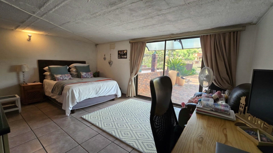 3 Bedroom Property for Sale in Kibler Park Gauteng