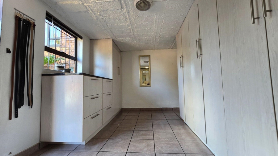 3 Bedroom Property for Sale in Kibler Park Gauteng