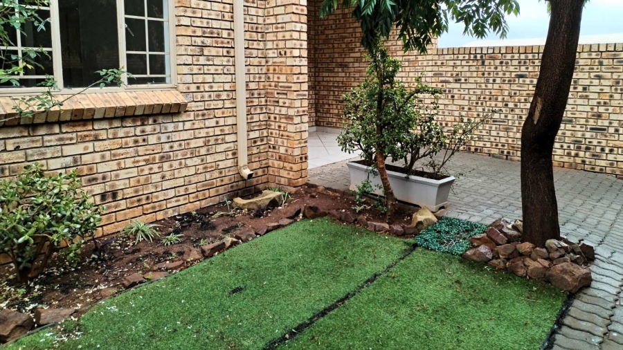 To Let 2 Bedroom Property for Rent in Celtisdal Gauteng
