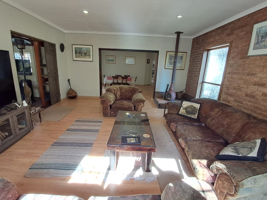 3 Bedroom Property for Sale in Brackendowns Gauteng