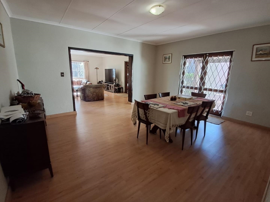 3 Bedroom Property for Sale in Brackendowns Gauteng