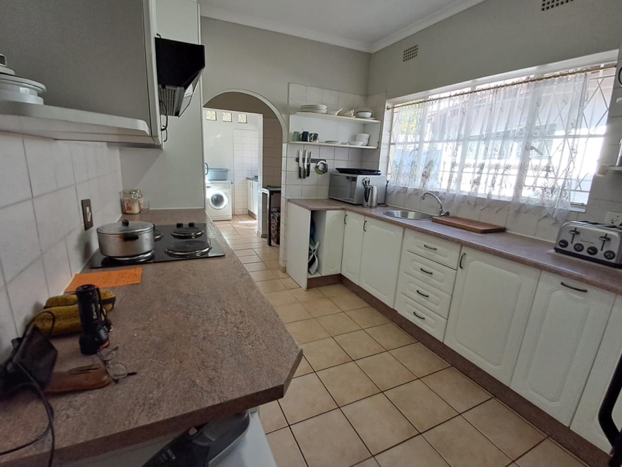 3 Bedroom Property for Sale in Brackendowns Gauteng