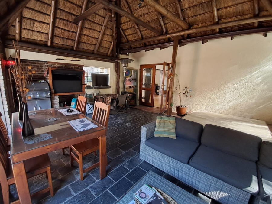 3 Bedroom Property for Sale in Brackendowns Gauteng