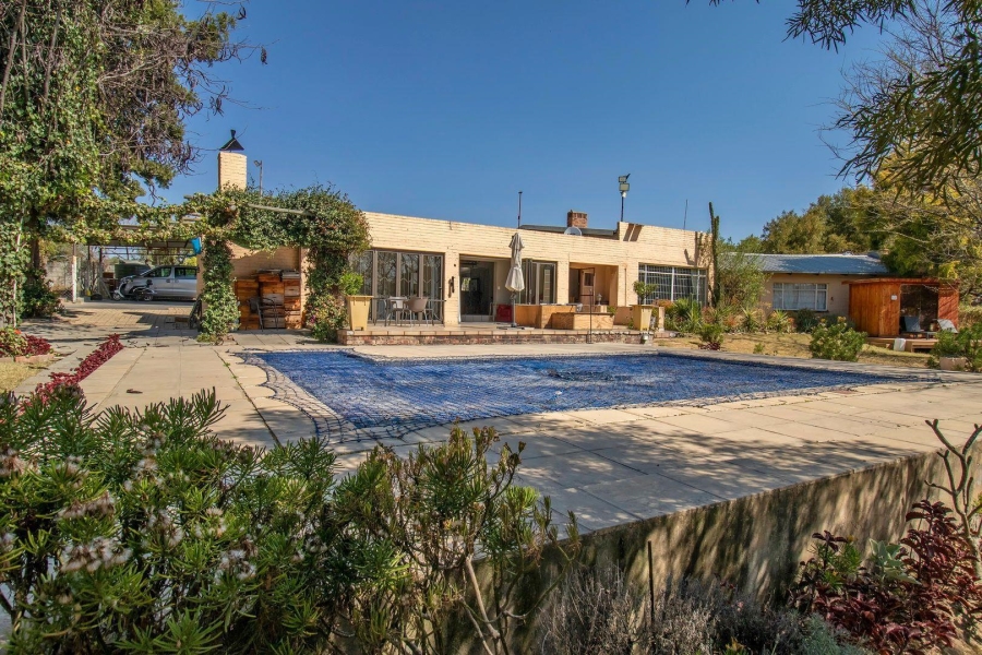 Commercial Property for Sale in Mnandi Gauteng