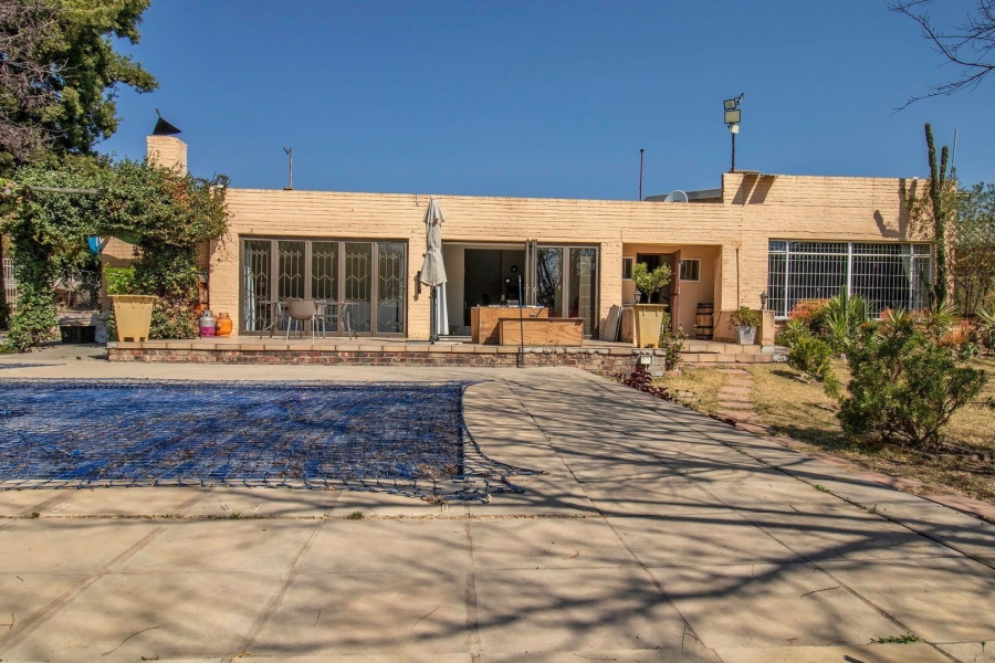 Commercial Property for Sale in Mnandi Gauteng