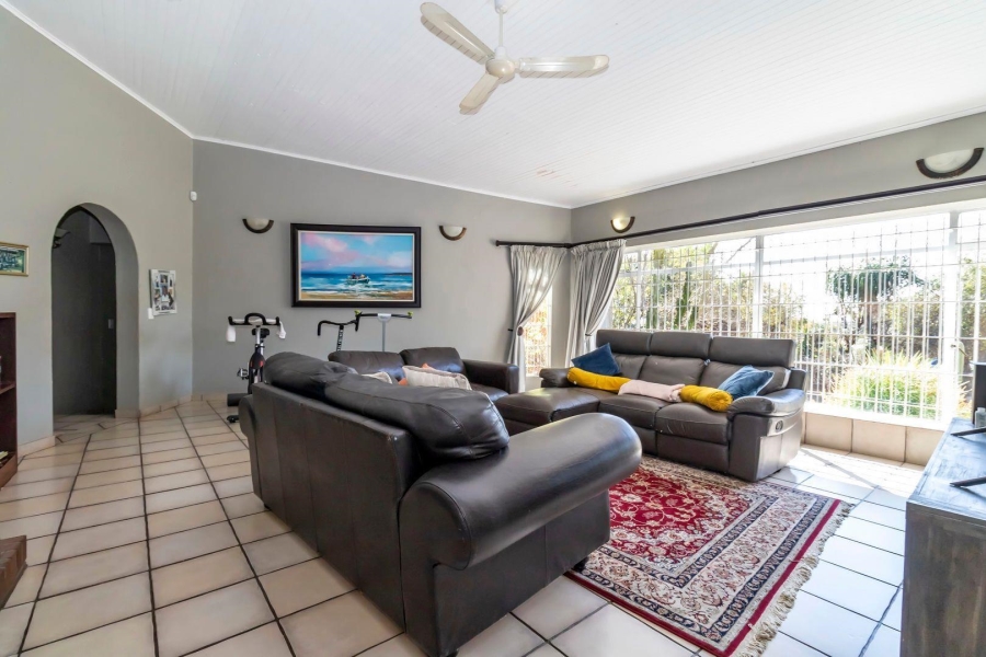 Commercial Property for Sale in Mnandi Gauteng