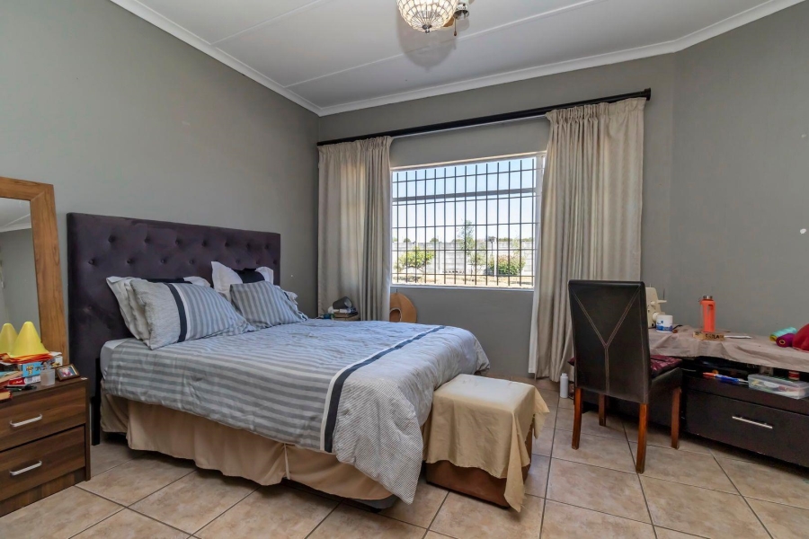 Commercial Property for Sale in Mnandi Gauteng