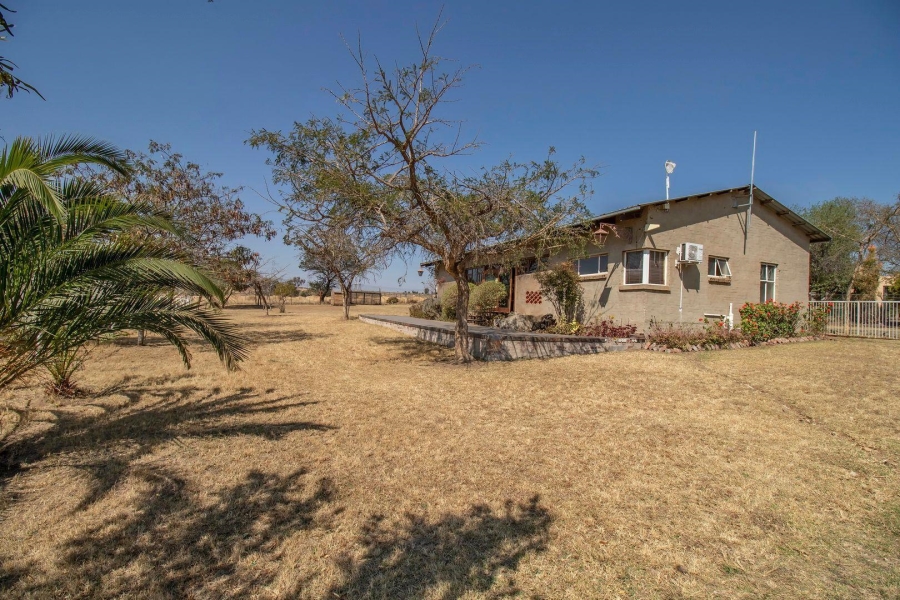 Commercial Property for Sale in Mnandi Gauteng