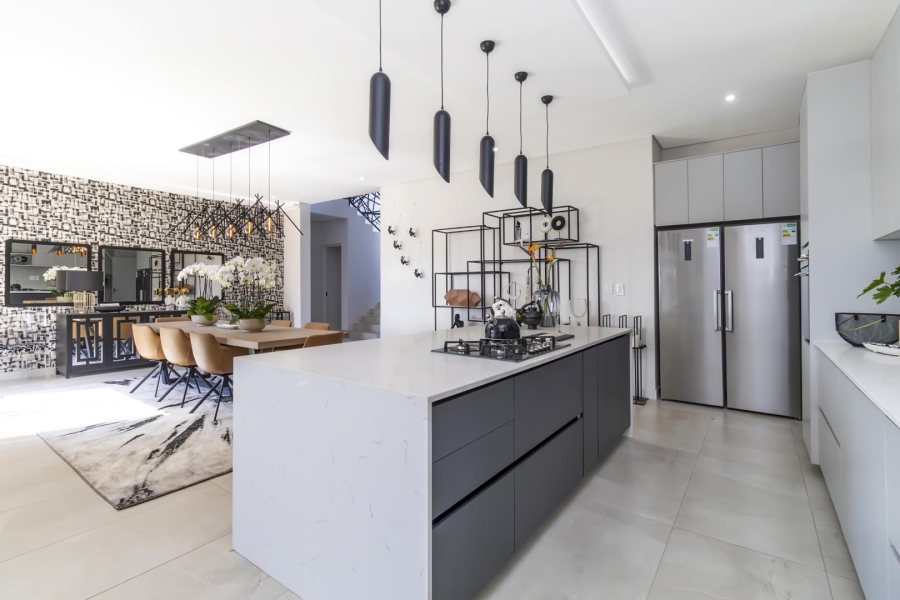 4 Bedroom Property for Sale in Helderfontein Estate Gauteng
