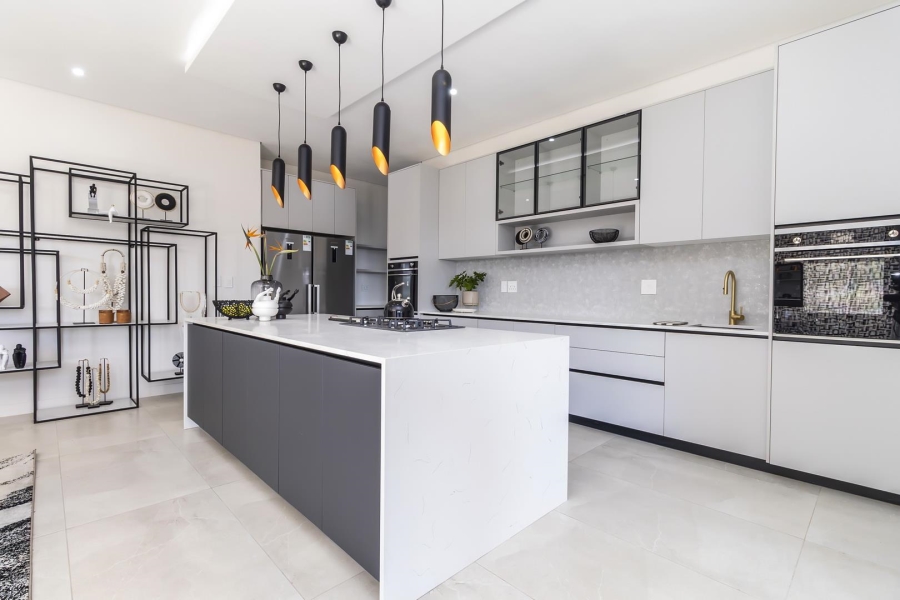 4 Bedroom Property for Sale in Helderfontein Estate Gauteng